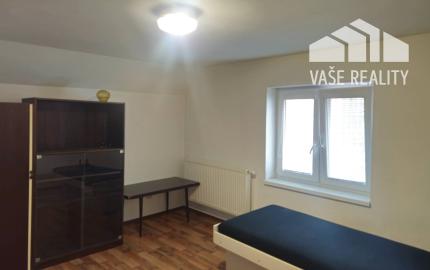 Prenájom  3,5 izbového rodinného domu Paláriková , Dubnica nad Váhom 