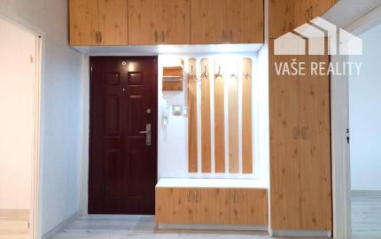 Na prenájom 4 izbový byt v centre Dubnice nad Váhom