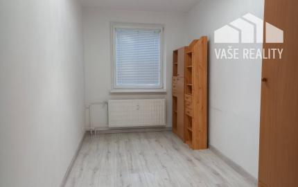 Na prenájom 4 izbový byt v centre Dubnice nad Váhom