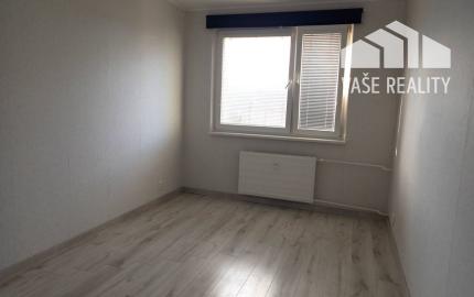 Na prenájom 4 izbový byt v centre Dubnice nad Váhom