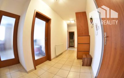 Krásny 2-izbový byt s lodžiou, 75 m², Tomášikova ul, Ružinov, od 02/26