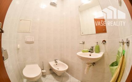 Krásny 2-izbový byt s lodžiou, 75 m², Tomášikova ul, Ružinov, od 02/26