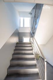 Na prenájom kancelária  15 m²,  v novostavbe, Odborárska ulica, voľná