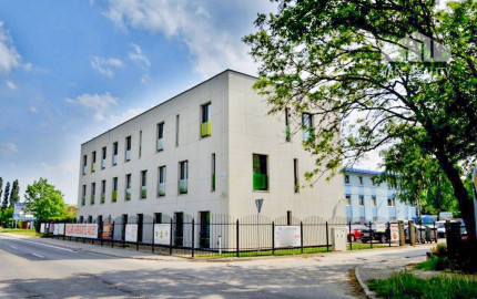 Na prenájom kancelária  15 m²,  v novostavbe, Odborárska ulica, voľná