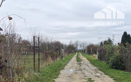 Predaj pozemku 401 m² v záhradkárskej oblasti – Drahovce Hať