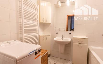 Krásny 2-izbový byt s lodžiou, 75 m²,Tomášikova ul, od 02/26