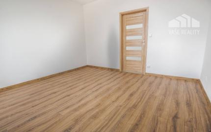 Na predaj novozrekonštruovaný 3-izb. byt s balkónom, 76 m², J. Smreka