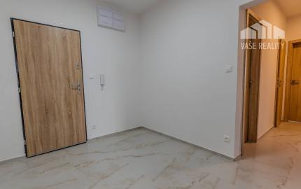Na predaj novozrekonštruovaný 3-izb. byt s balkónom, 76 m², J. Smreka