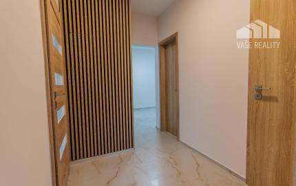 Na predaj novozrekonštruovaný 3-izb. byt s balkónom, 76 m², J. Smreka