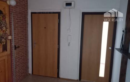 *REZERVOVANÉ* Veľký slnečný 3,5 izbový byt, Dubnica nad Váhom (Rozptyl