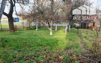 Na predaj záhrada o výmere 784 m2 - Nové Mesto n/V