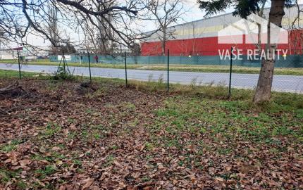 Na predaj záhrada o výmere 784 m2 - Nové Mesto n/V