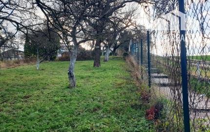 Na predaj záhrada o výmere 784 m2 - Nové Mesto n/V