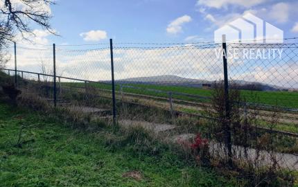 Na predaj záhrada o výmere 784 m2 - Nové Mesto n/V