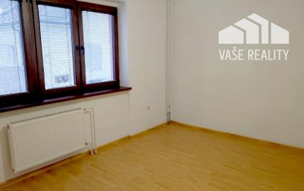 Prenájom priestorov schválených na služby 22m2, Piešťany