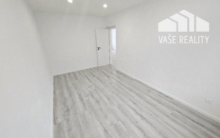 3 izbový byt Bánovce nad Bebravou/CENTRUM/65 m2/BALKÓN/PIVNICA