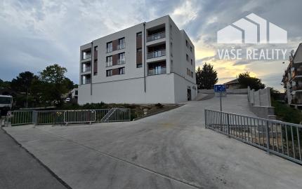 3i BYT 70m² balkón 5m² novostavba BANKA v - štádiu ŠTANDARD