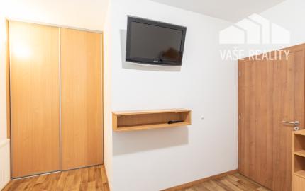 Na prenájom 2-izbový byt, 47 m², Odborárska ul., ihneď voľný