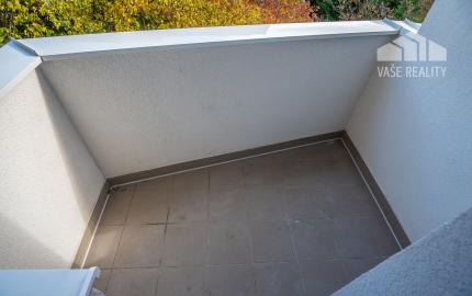 3-izbový byt + balkón, 76 m², Jána Smreka, DNV, kúpou voľný