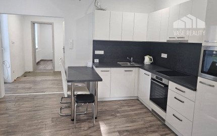 Prenájom - 3 izbový rodinný dom, Nemšová