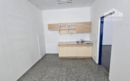 Kancelária 70 m² (50m2 + 20m2) na prenájom - Piešťany, Vajanského