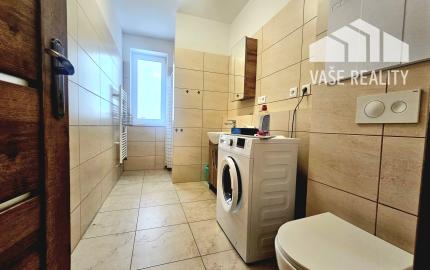 2 izbový moderný byt v obci Motešice + parkovacie miesto