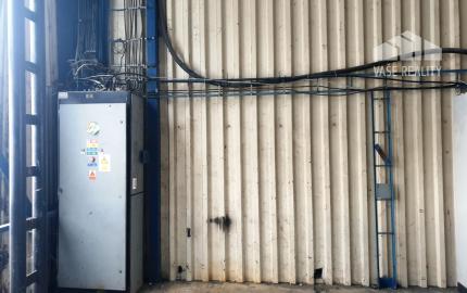 Priemyselný objekt 8000 m2 s halou 991 m2 - Tr. Bohuslavice