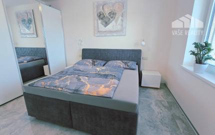 NOVOSTAVBA 4-IZBOVÉHO BUNGALOVU LEN 7 KM OD PIEŠŤAN – SOKOLOVCE