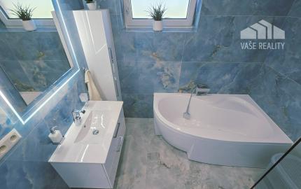 NOVOSTAVBA 4-IZBOVÉHO BUNGALOVU LEN 7 KM OD PIEŠŤAN – SOKOLOVCE