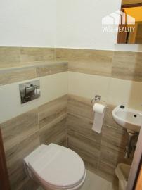 REZERVOVANÉ! Prenájom veľký 2 izbový byt 67m2 s dvomi balkónmi Nitra