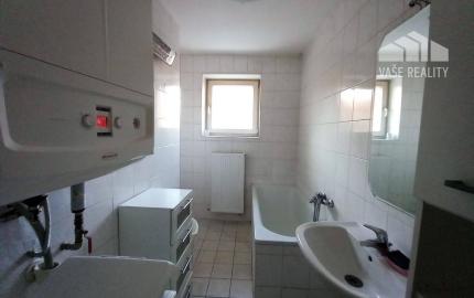 Prenájom pekný 2-izbový byt 53m2 + balkón, Nové Mesto nad Váhom