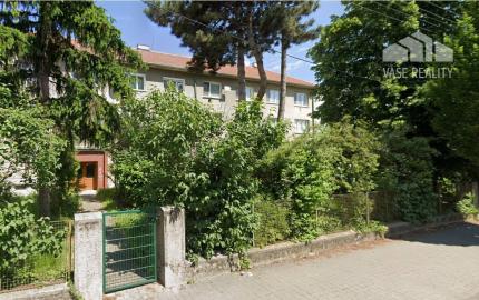 Prenájom pekný 2-izbový byt 53m2 + balkón, Nové Mesto nad Váhom