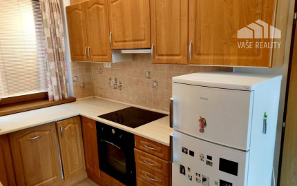 Murovaná chata v rekreačnej oblasti , Moravany nad Váhom - Výtoky