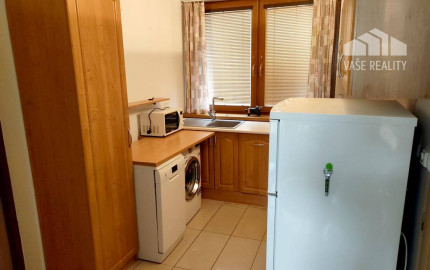 Murovaná chata v rekreačnej oblasti , Moravany nad Váhom - Výtoky