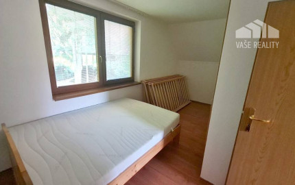 Murovaná chata v rekreačnej oblasti , Moravany nad Váhom - Výtoky