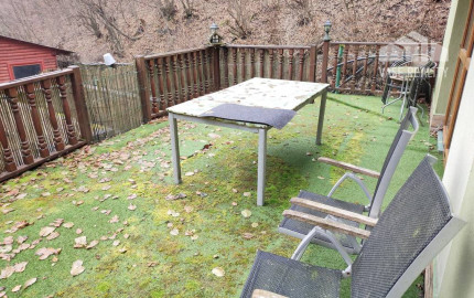 Murovaná chata v rekreačnej oblasti , Moravany nad Váhom - Výtoky