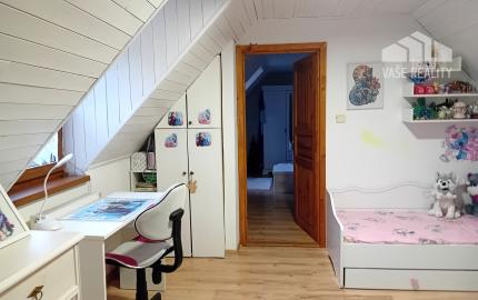 Rodinný dom, Vršatské Podhradie, okres Ilava