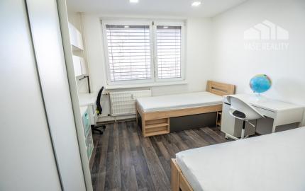 Na predaj 3-izbový byt s balkónom, 75 m², Cintorínska ulica, Šaľa - Veča