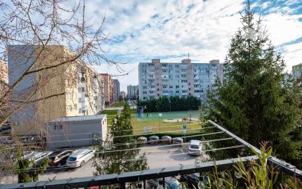 Na predaj 3-izbový byt s balkónom, 75 m², Cintorínska ulica, Šaľa - Veča