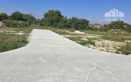 STAVEBNÝ POZEMOK 514 M² BOROVCE *VIDEO* /ELEKTRINA, VODA, KANALIZÁCIA/