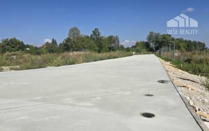 PREDAJ STAVEBNÝ POZEMOK 603 M² BOROVCE /VODA, ELEKTRINA, KANALIZÁCIA/