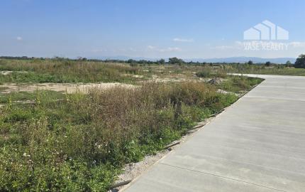 PREDAJ STAVEBNÝ POZEMOK 607 M² BOROVCE /VODA, ELEKTRINA, KANALIZÁCIA/