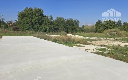 STAVEBNÝ POZEMOK 561 M² BOROVCE *VIDEO*