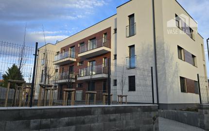 3i BYT 70m² balkón 5m², garáž + parkovacie miesto, novostavba BANKA