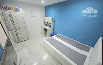 2 izbový byt Bánovce nad Bebravou / CENTRUM/ LOGGIA / PIVNICA