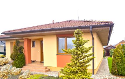 Iba u nás:  Na predaj Zariadený Hotový BUNGALOV bez kompromisov | pri Piešťanoch (6 km)