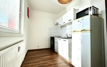 Predaj: zrekonštruovaný praktický 1 izbový byt s balkónom a nerušeným výhľadom, Piešťany