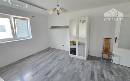 Zrekonštruovaný rodinný dom v srdci obce Veselé | okr. Piešťany