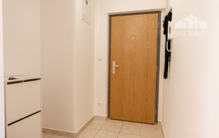 Luxusný 2-izbový byt + 2 balkóny, 73 m², garážové státie - Ružinov