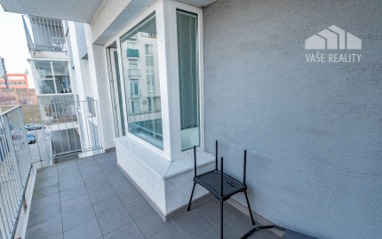 Luxusný 2-izbový byt + 2 balkóny, 73 m², garážové státie - Ružinov